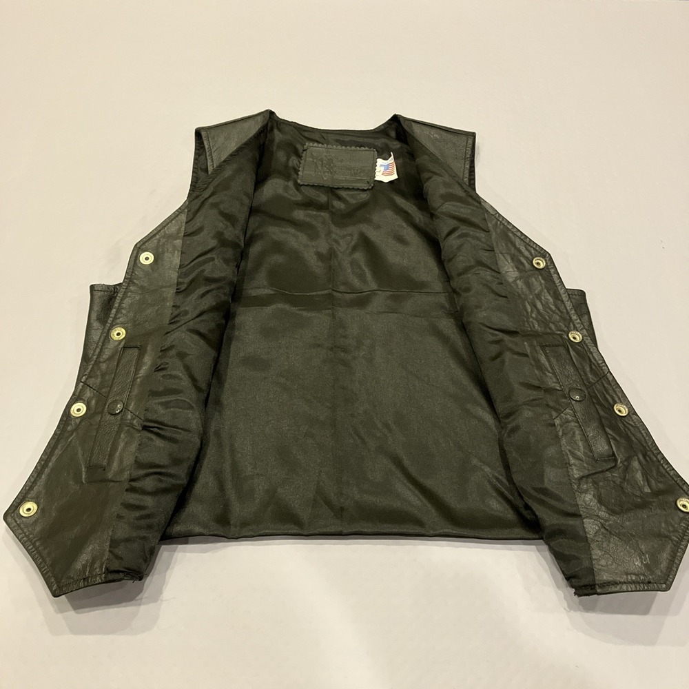 Branded Garments Black Leather Vest Joe Camel Cigarettes Logo Women's L Pockets - Picture 5 of 12